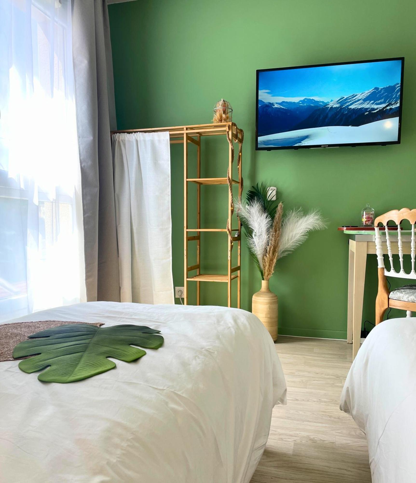 Ferienwohnung Boudoir - Clim-Wifi-Twin-Gare Lourdes Exterior foto