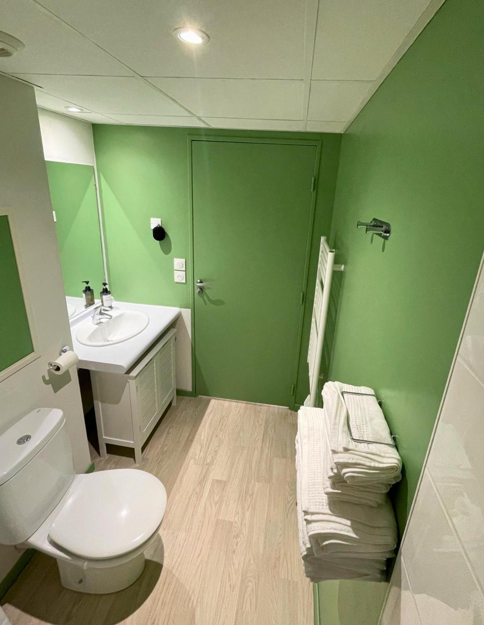 Ferienwohnung Boudoir - Clim-Wifi-Twin-Gare Lourdes Exterior foto